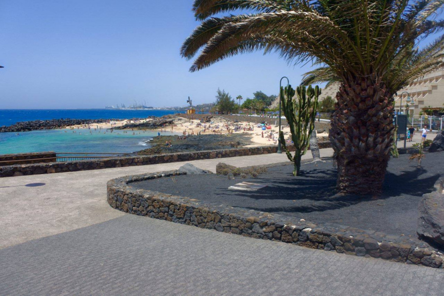 Lanzarote officially has the longest promenade in the world