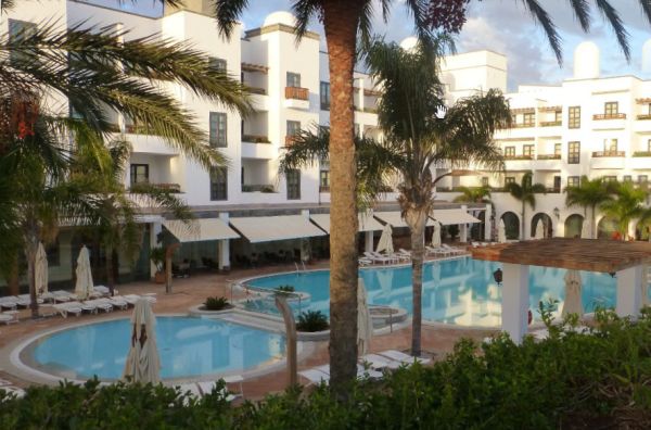 Ayuntamiento de Yaiza seek to enforce demolition order on Playa Blanca hotel