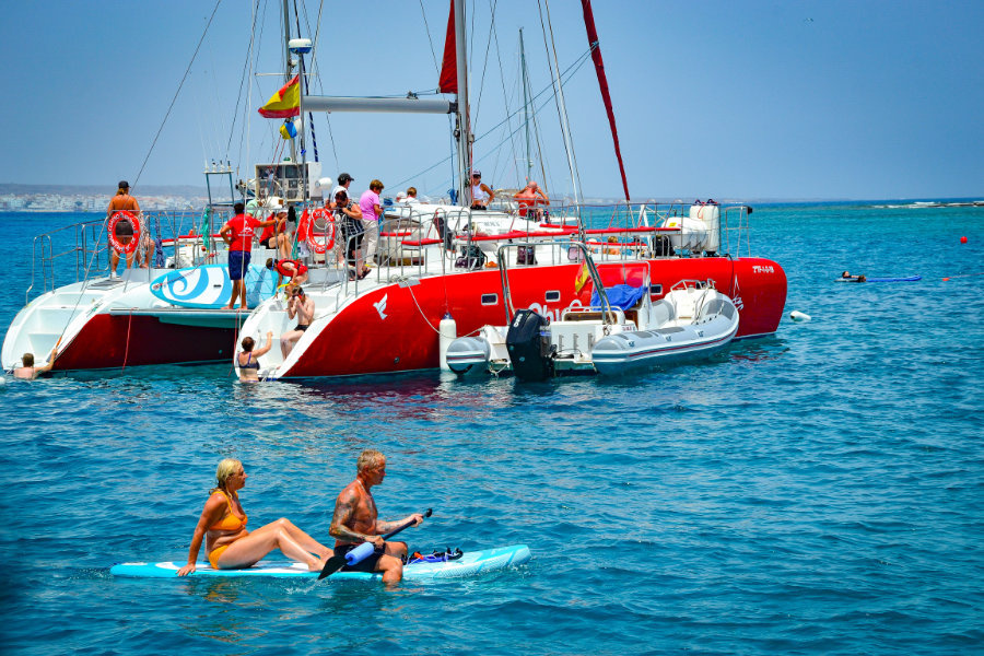 glass-bottom-catamaran-los-lobos