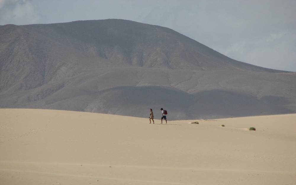 Top 12 things to do in Fuerteventura.  Sand Dunes