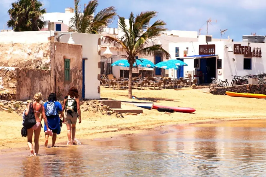 graciosa-sail-by-catamaran_4